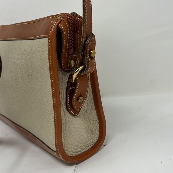 Dooney & Bourke Ivory Cream Pebble and Brown Leather Zip Crossbody Shoulder Bag - Picture 6 of 14